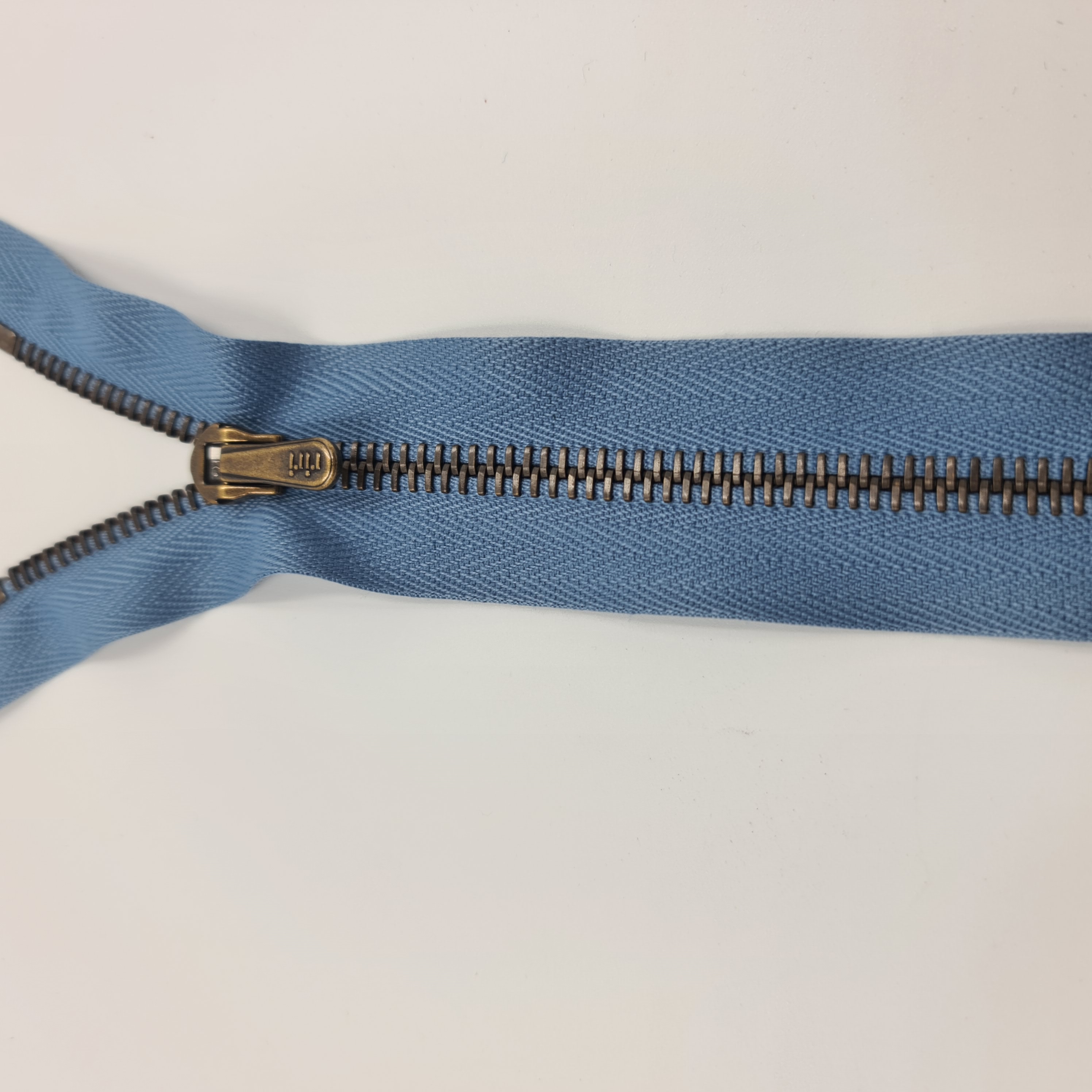 riri Metal 6 Jeans Hellblau Col 2630