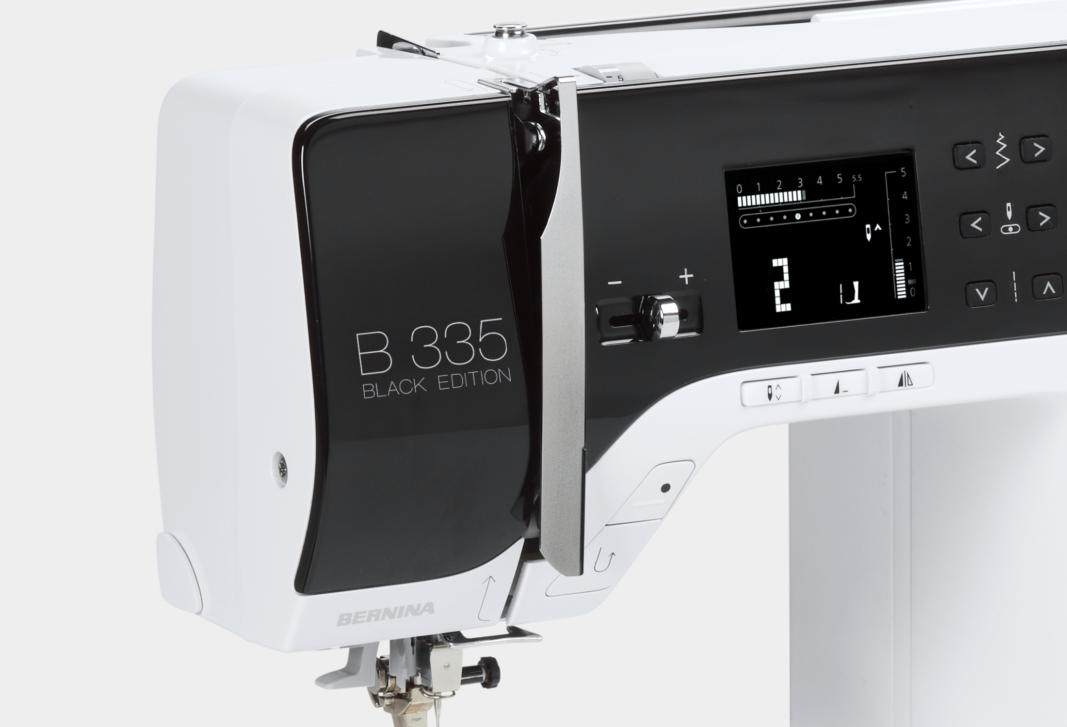 BERNINA 335 Black Edition