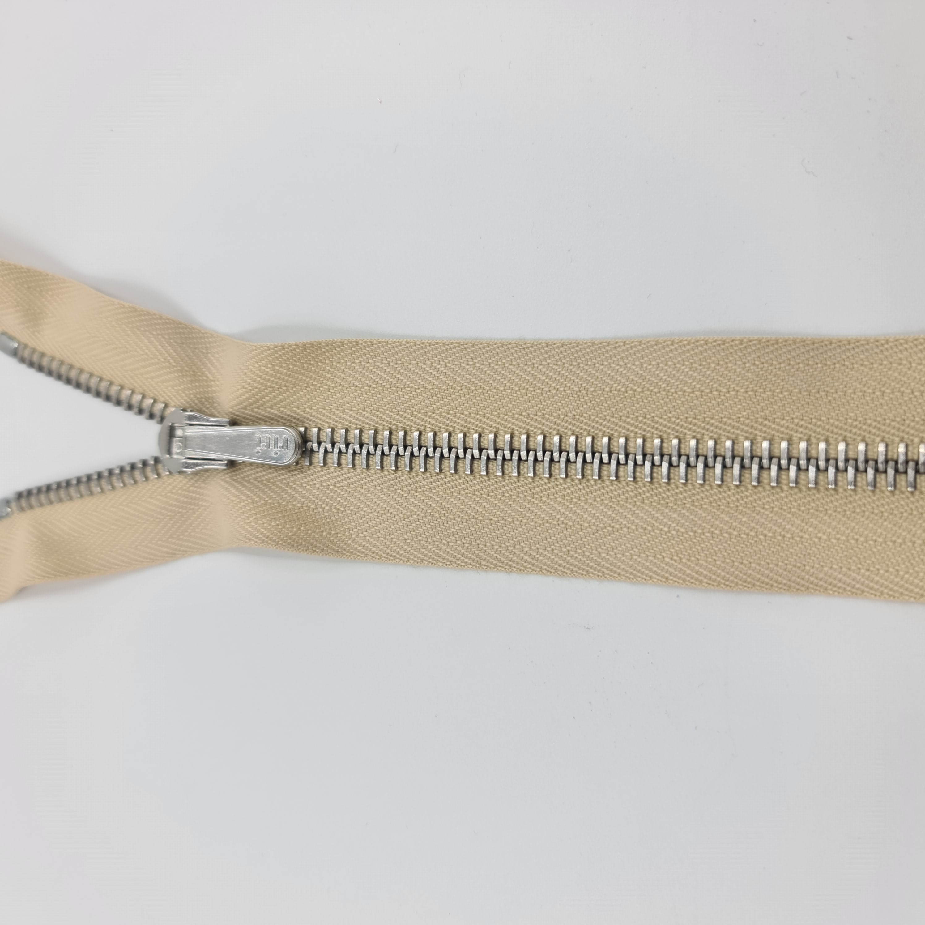 riri Metal 6 Jeans Beige Col 2203