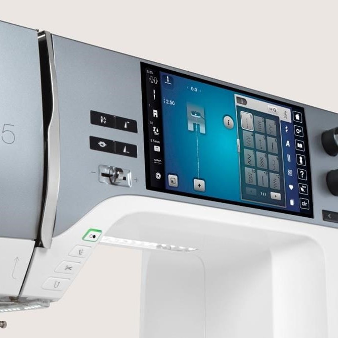 BERNINA-B735-Feature-Grosser-Touchscreen