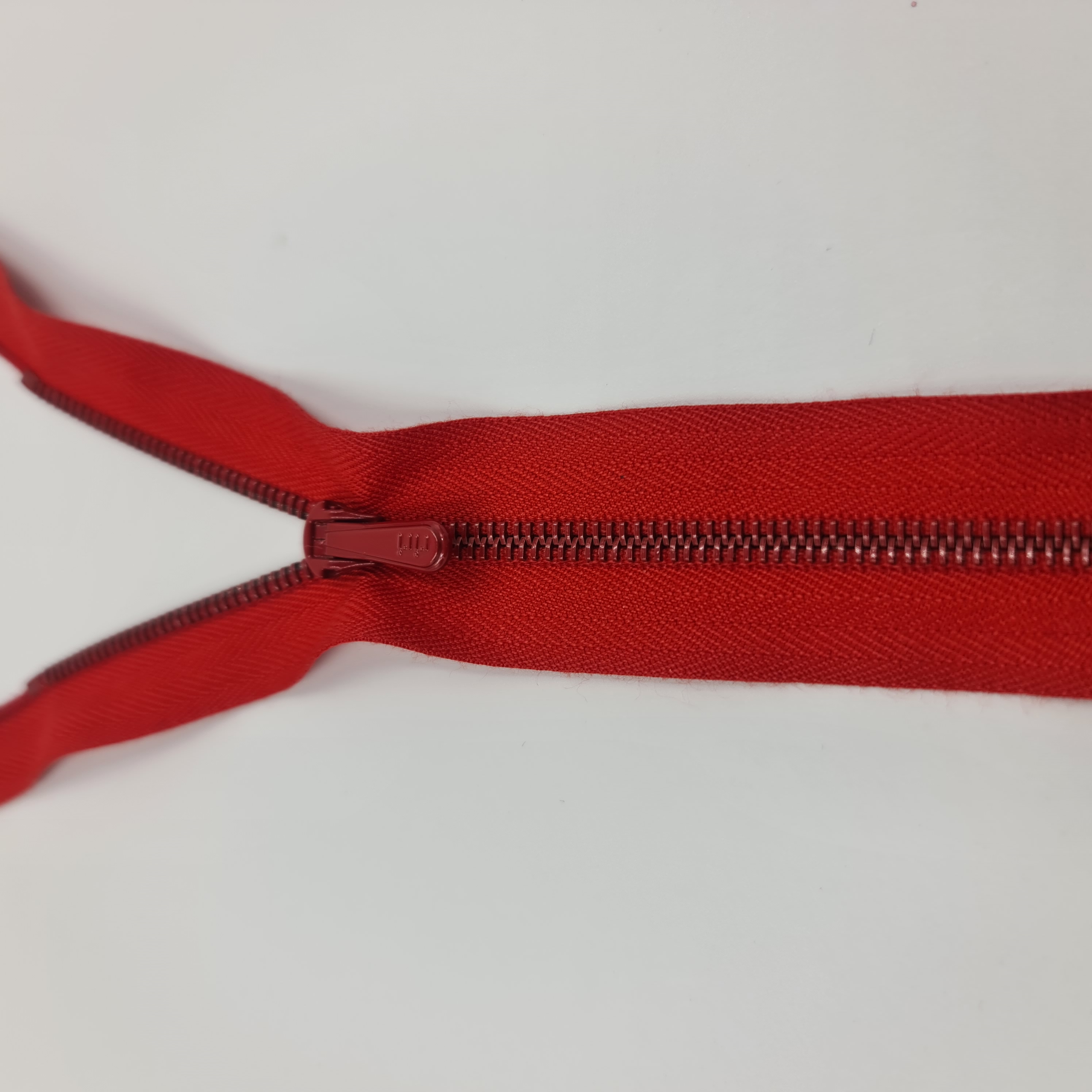 riri Metall 4 Hosen Rot Col 2407