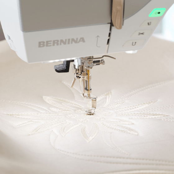 BERNINA-B735-Feature-Punktgenau-Platzierung