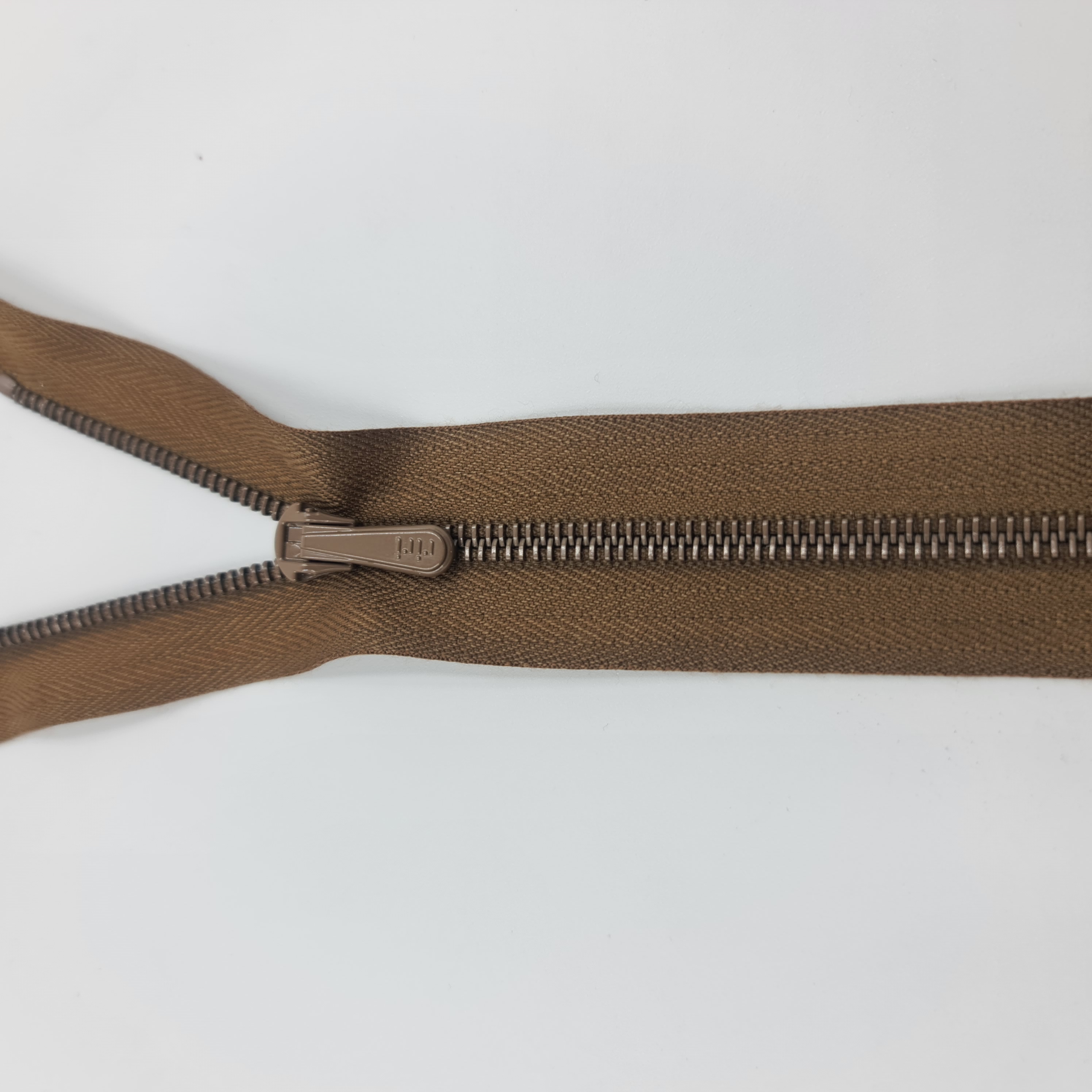 riri Metall 4 Hosen Braun Col 2223